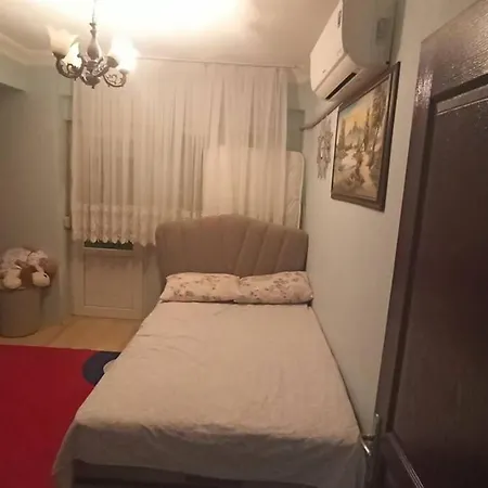 Shome Apartment *